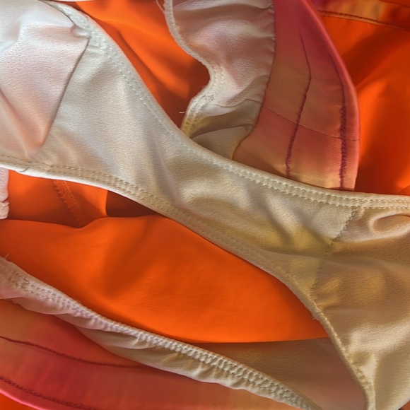 Nike Dri Fit girls athletic shorts; size XL - Picture 9 of 11